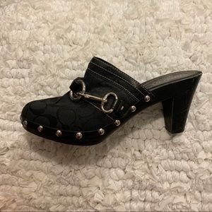 Coach Sutton Signature Playforms